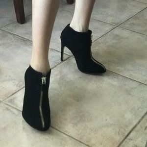 Zara gold zipped ankle heeled booties